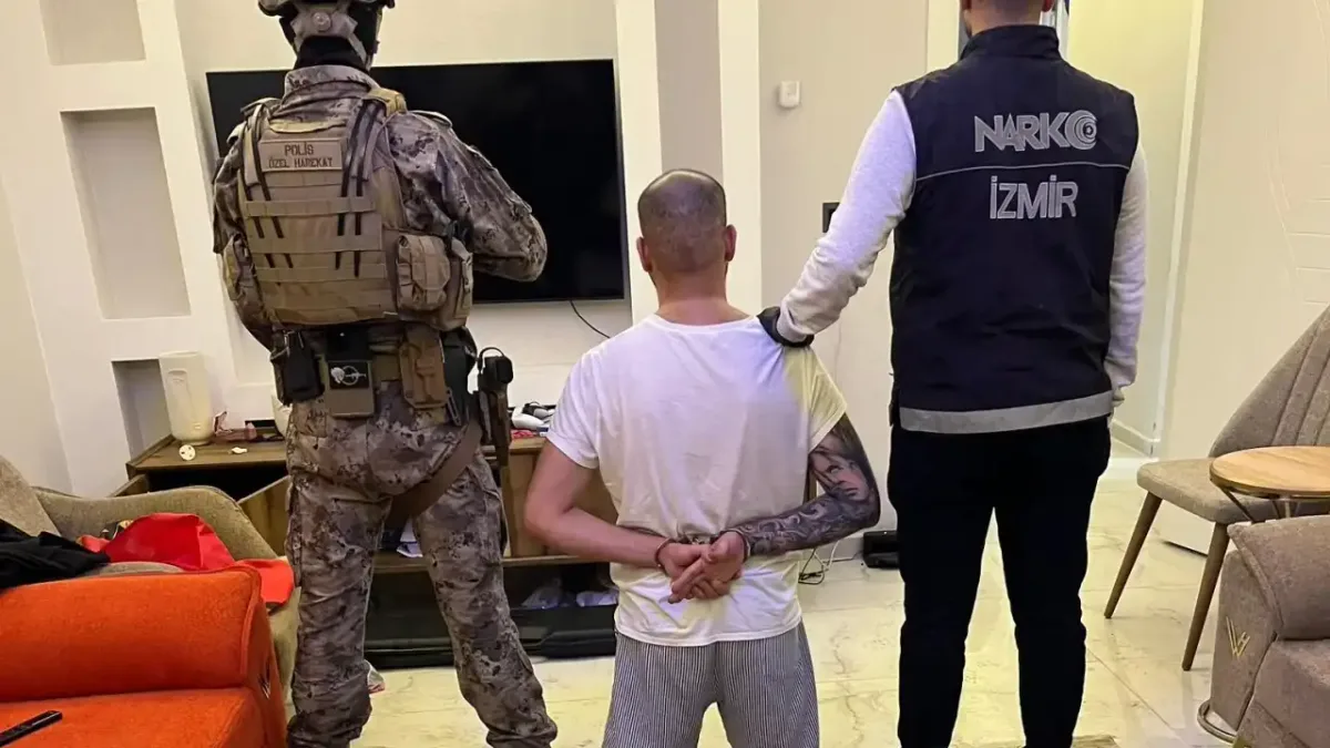 Valmir Berisha'nın İzmir'de yakalanma anı.
