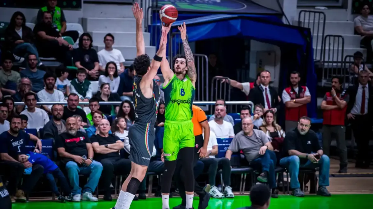 TOFAŞ, Aliağa Petkimspor karşısında mücadele etti.