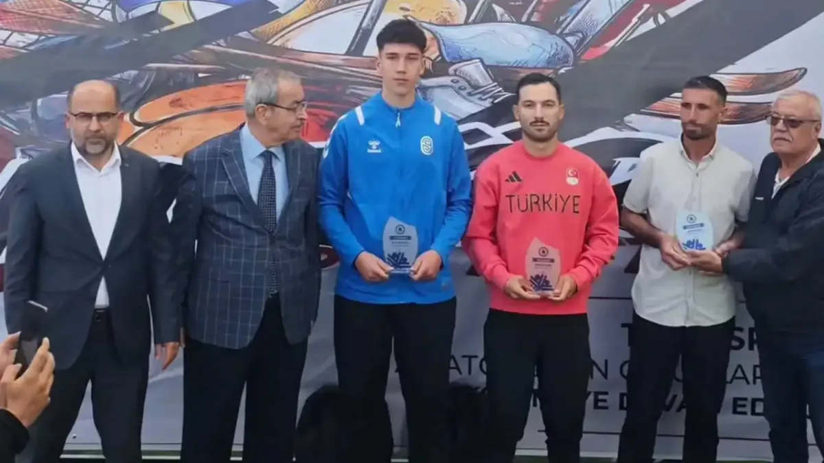Ramazan Yılmaz, yılın sporcusu ödülünü kazandı