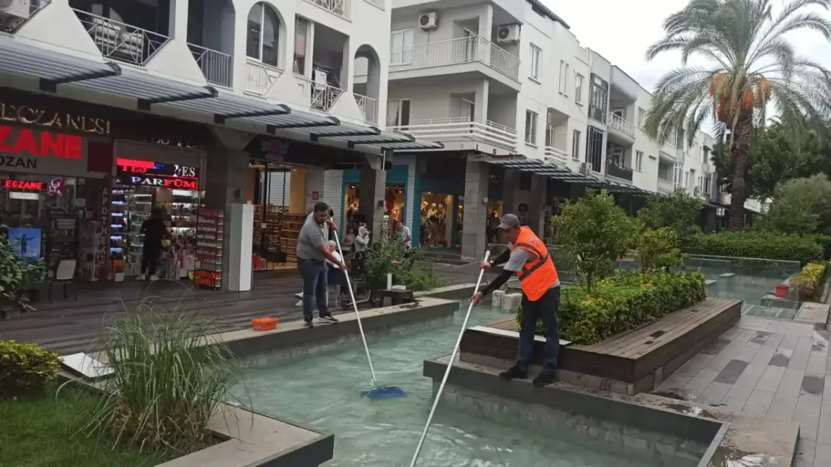 Kemer Liman Caddesi'nde kış öncesi bakım çalışmaları yapıldı