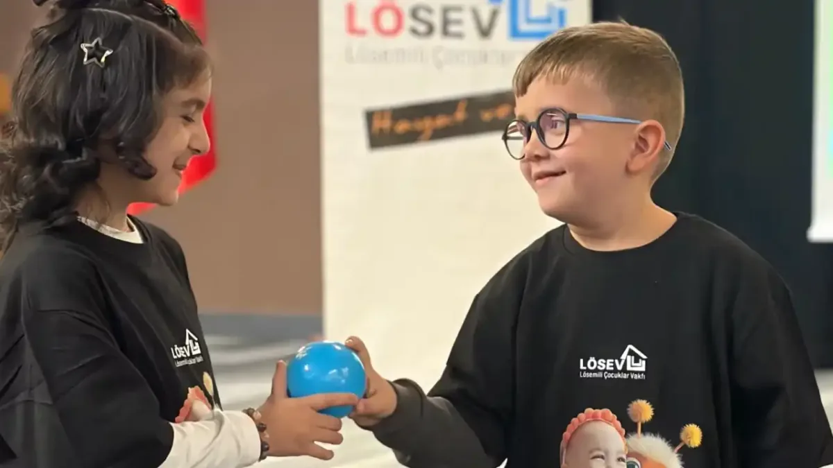 LÖSEV'in Balıkesir'de açtığı "Canım Kardeşim Ders Evi" etkinliği.