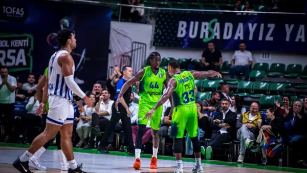 TOFAŞ, Buducnost karşısında galip gelerek Avrupa'daki serisini sürdürdü.