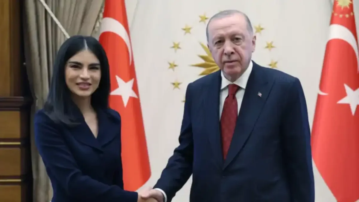 Cumhurbaşkanı Erdoğan, Özbekistan Cumhurbaşkanlığı İdaresi Başkanı Mirziyoyeva ile görüşme gerçekleştirdi.