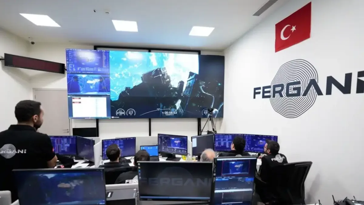 Fergani Uzay'ın FRG-100D4 uydusunun uzaya fırlatılması anı.