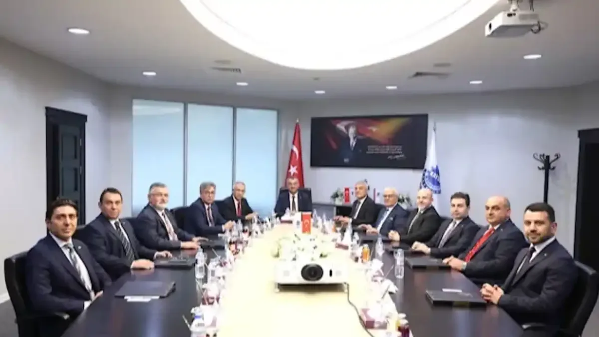 Kayseri Sanayi Odası'nın yeni yönetim kurulu toplantısı.