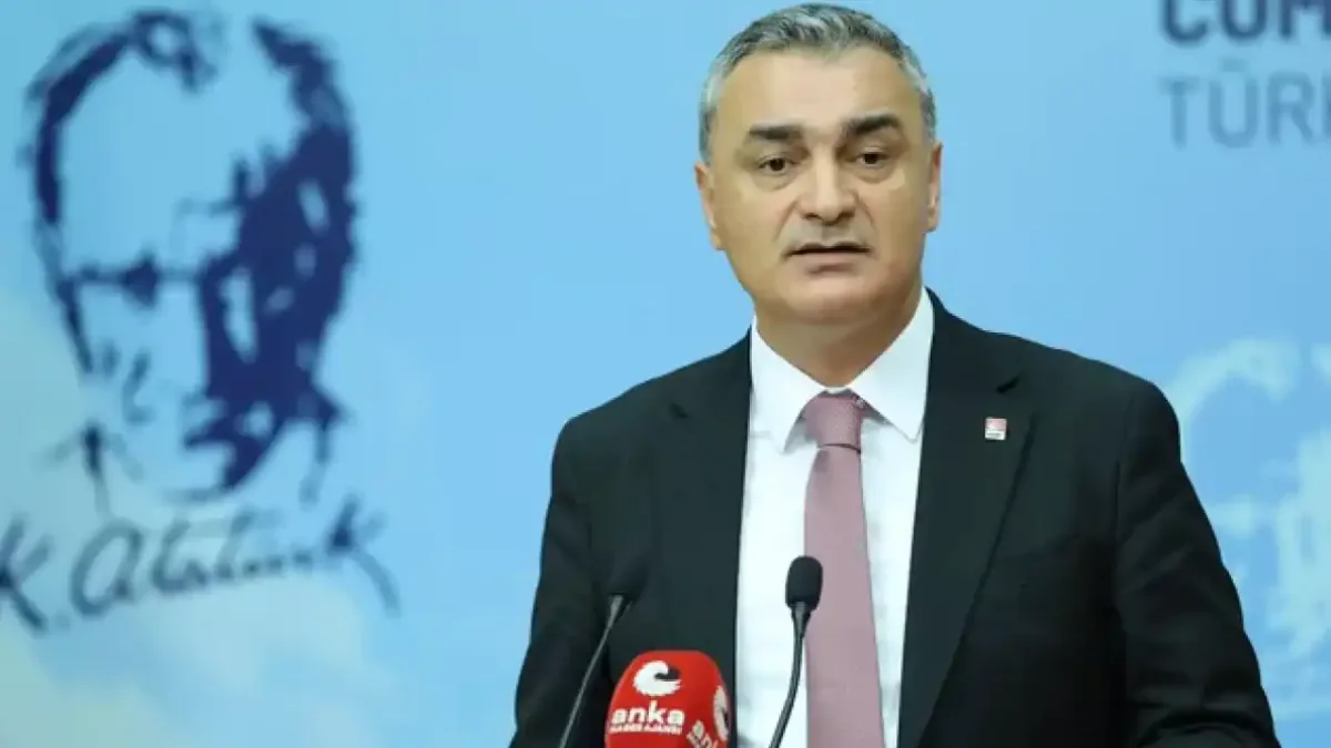 Müslim Sarı'dan ekonomi ve siyaset gündemine sert eleştiriler