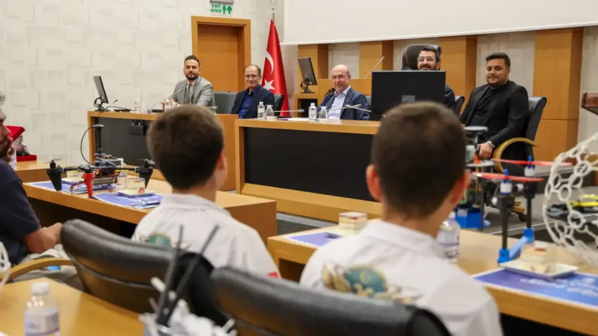 Selçuklu gençlik meclisi takımlarından başkan pekyatırmacı'ya ziyaret