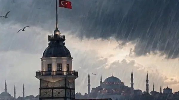 İstanbul'da beklenen kuvvetli yağış ve rüzgar uyarısı.