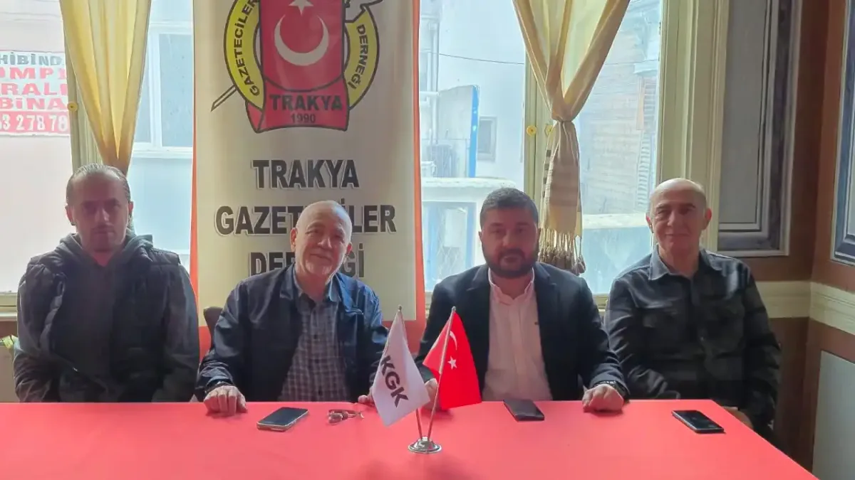 CHP Edirne Milletvekili Ahmet Baran Yazgan, Trakya Gazeteciler Derneği'ni ziyaret etti.
