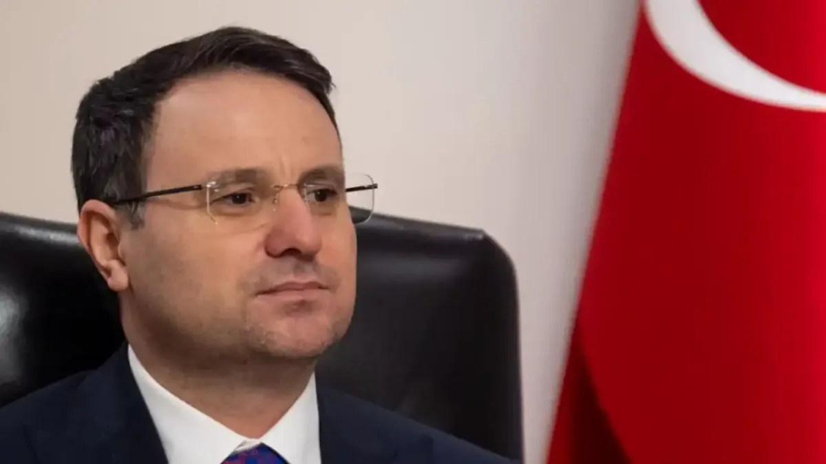 Adana'da sigorta dolandırıcılığına yönelik operasyon görüntüsü.