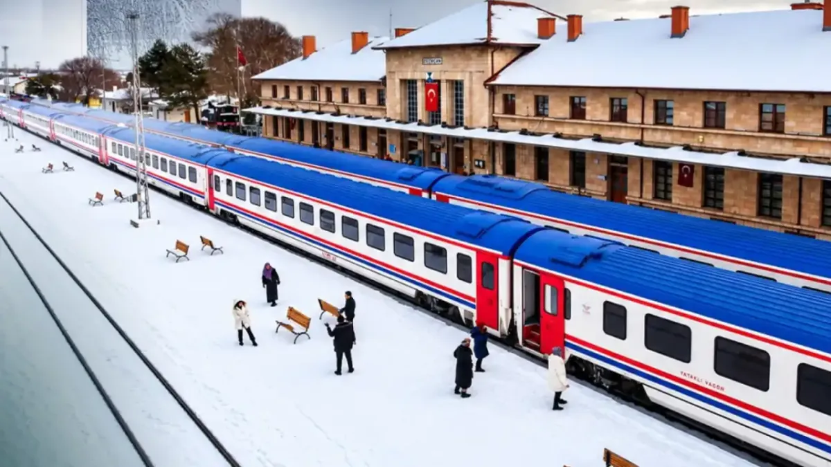 Turistik Doğu Ekspresi, kışın muhteşem manzaralarıyla yolculuk yapacak.