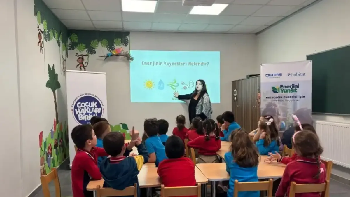 Eskişehir'de çocuklara enerji tasarrufu eğitimi veriliyor.