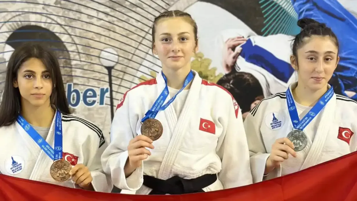 İzmirli judocuların Balkan Şampiyonası'ndaki başarıları