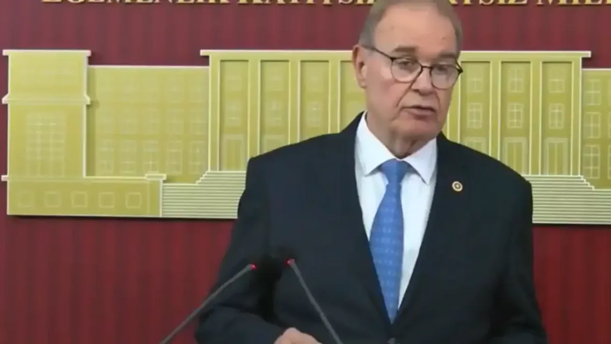 CHP Grup Başkanı Faik Öztrak, Halk TV operasyonuna tepki gösterdi.