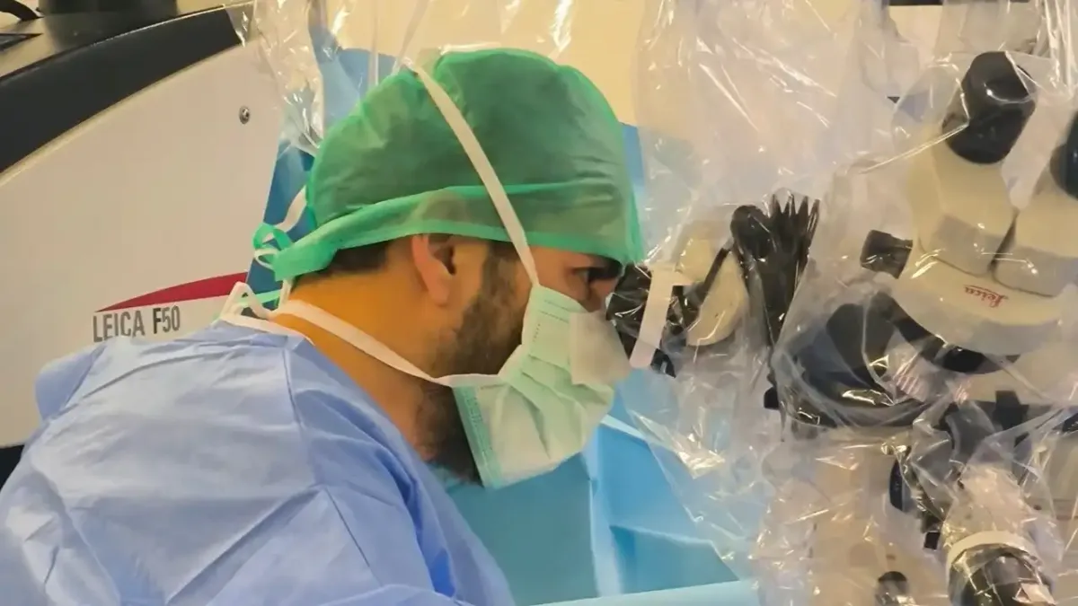 Op. Dr. Tahsin Saygı'nın beyin anatomisi üzerine yaptığı araştırma.