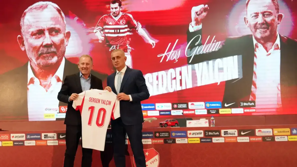 Sergen Yalçın, A Milli Takım teknik direktörlüğü için imza attı.