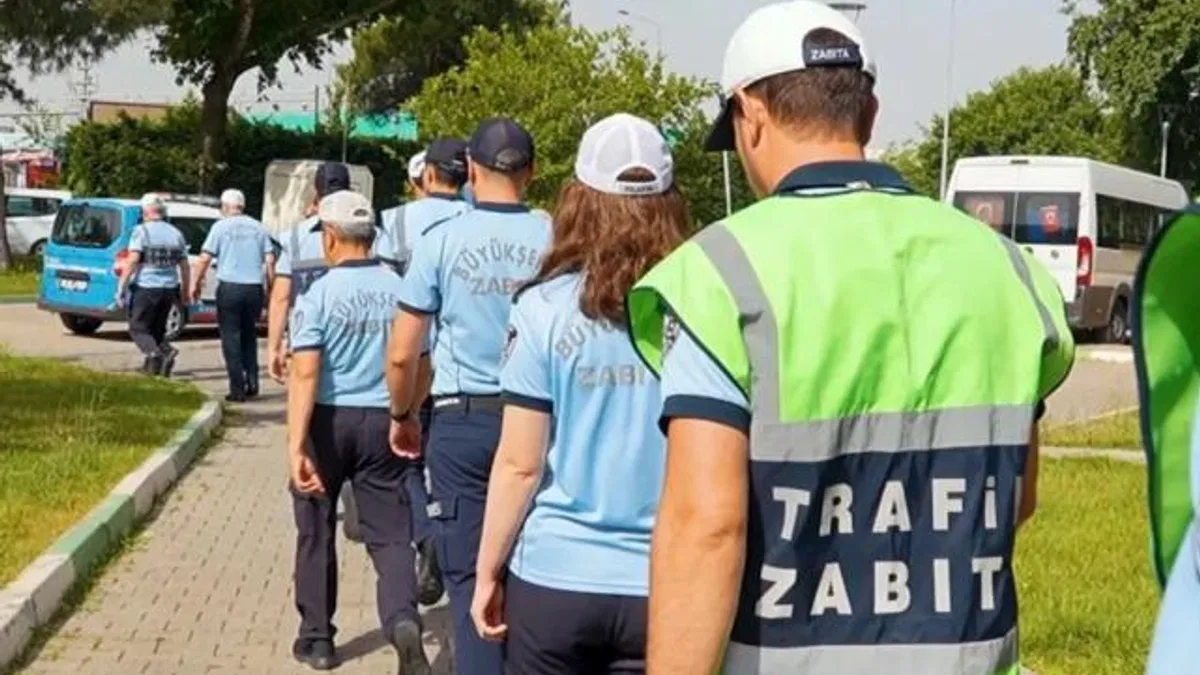 Bursa’da zabıta ekipleri bayramda da sahada