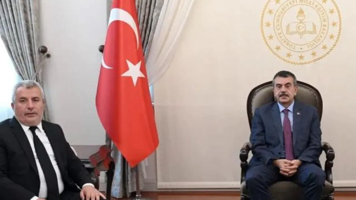 YKS Raporu Bakan Tekin’e sunuldu