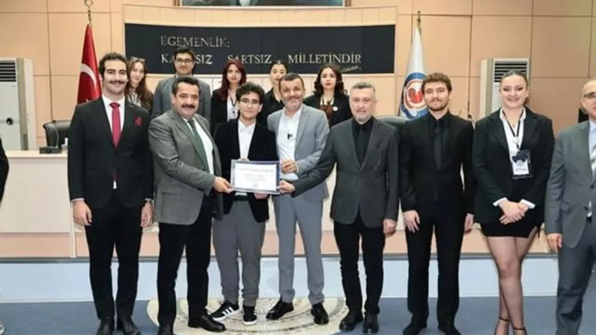 Gençler Denizli’nin geleceğini tartıştı