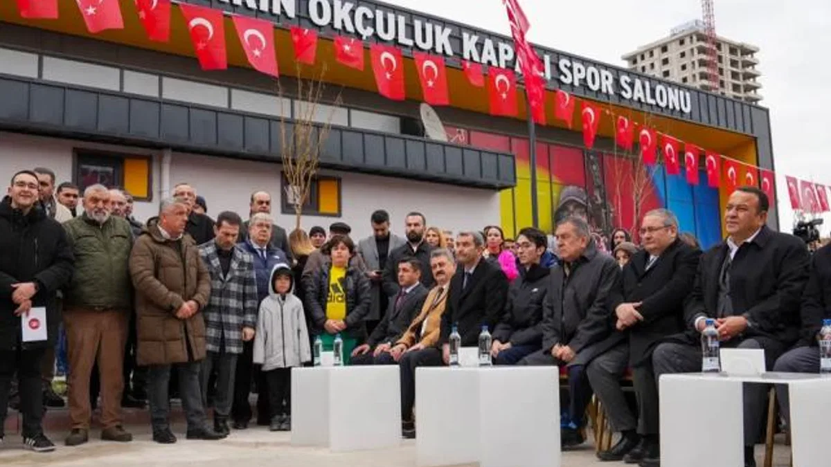 Ankara Keçiören yeni okçuluk salonu! İlk atış Mete Gazoz’dan!
