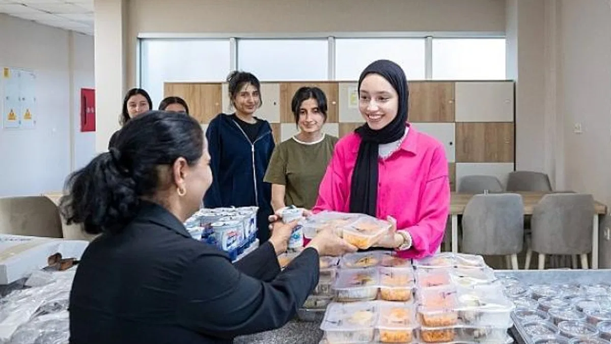 Büyükşehir gençlerin barınma sorununa çare oldu