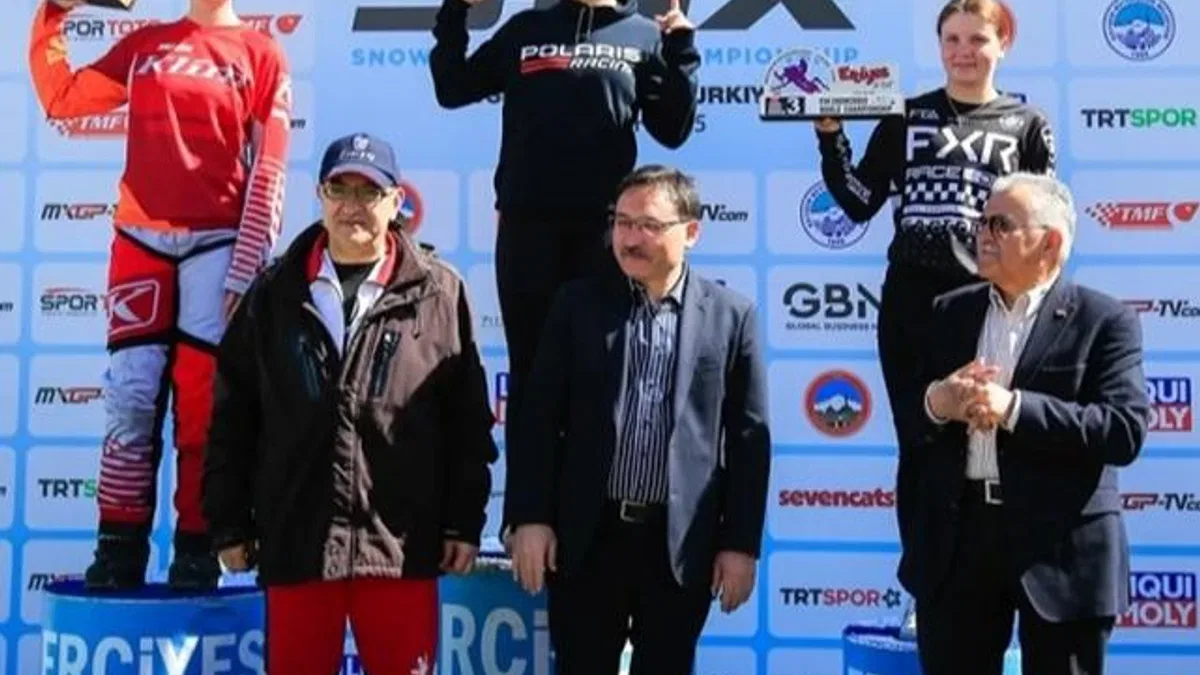 Erciyes, Dünya Kar Motosikleti Şampiyonası’na ev sahipliği yaptı