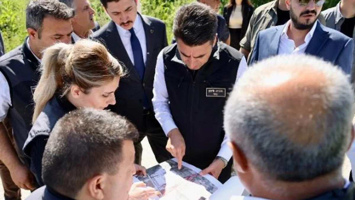 Bilecik’te 25 yıllık köy yoluna Vali Aygöl el attı