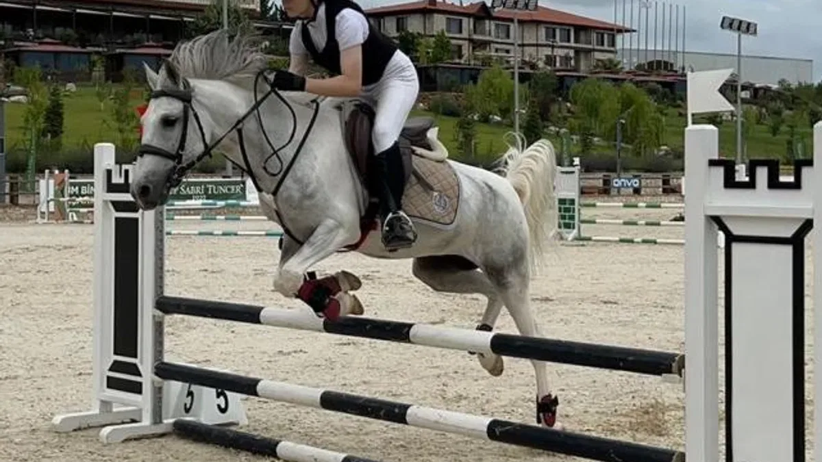 Gebze Belediyesi sporcularından şampiyonluk coşkusu