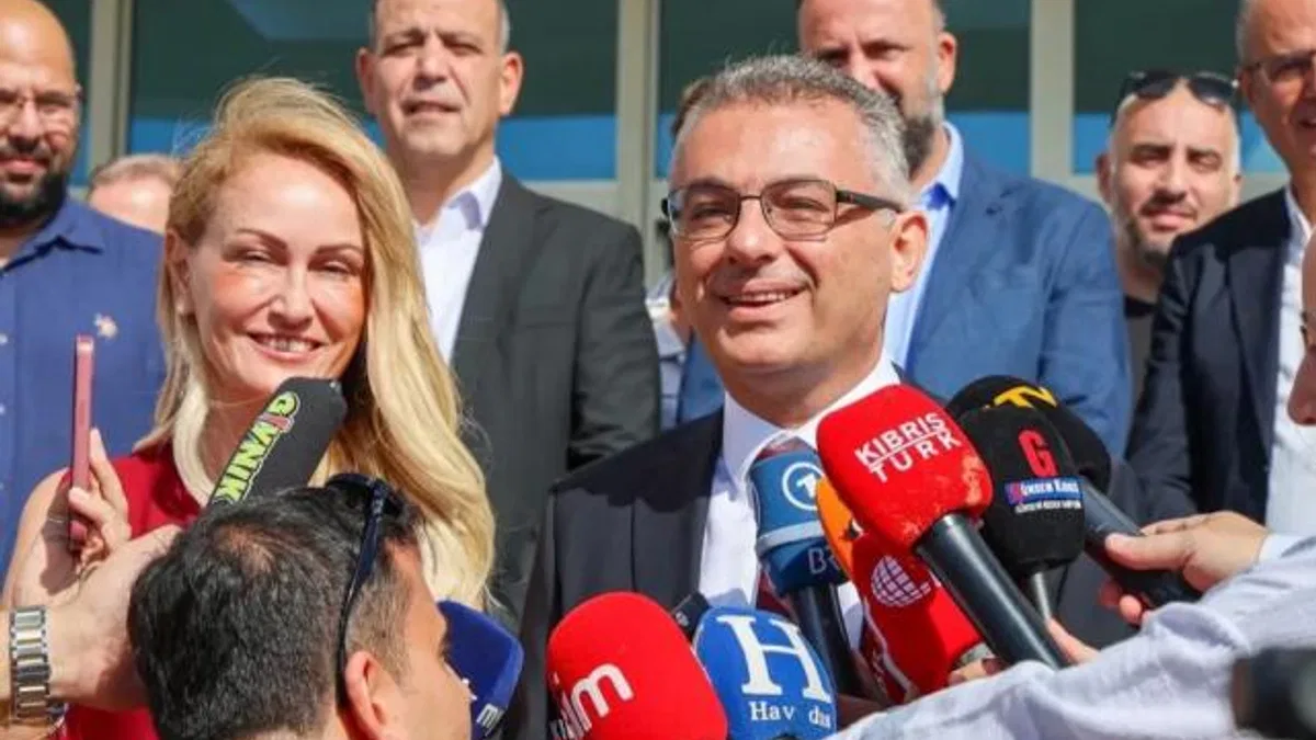 KKTC’nin 6. Cumhurbaşkanı mazbatasını aldı… Yemin töreni 24 Ekim’de