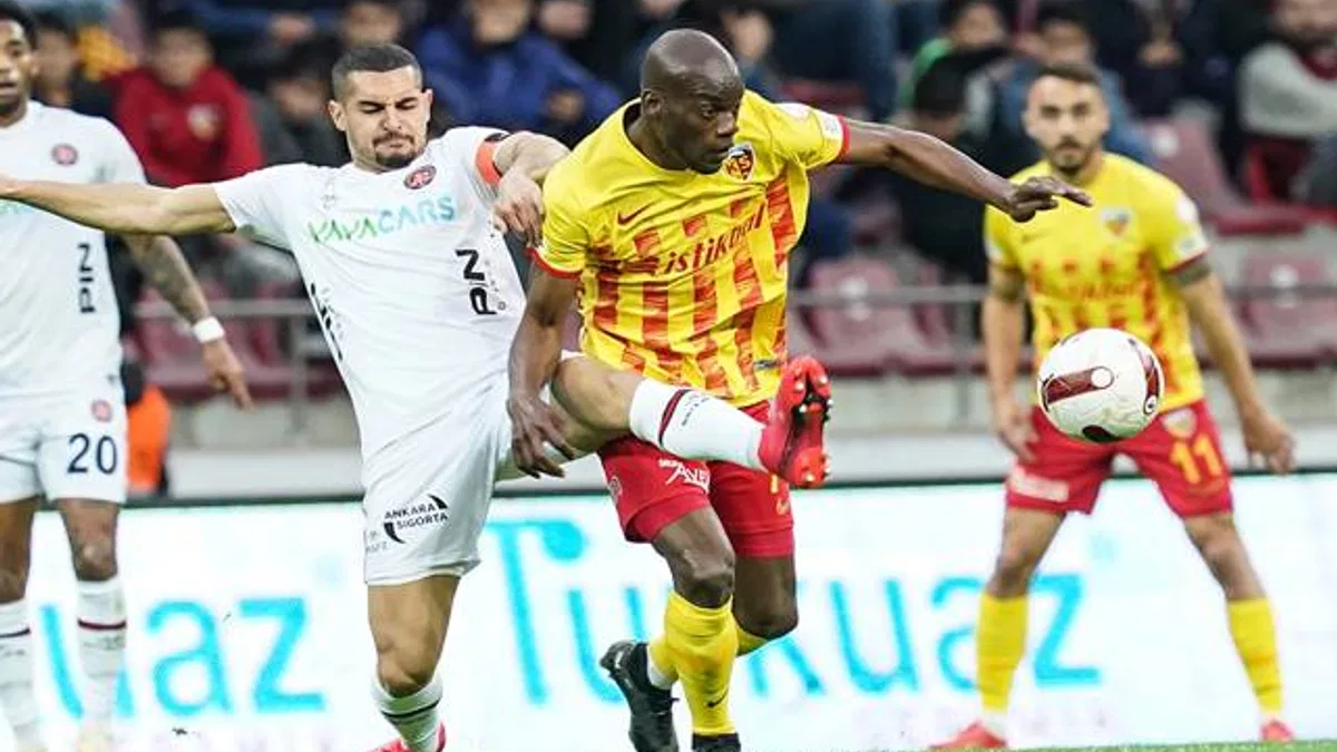 Mondihome Kayserispor 2-2 Vavacars F. Karagümrük (Maç Sonucu) Kayseri’de puanlar paylaşıldı!