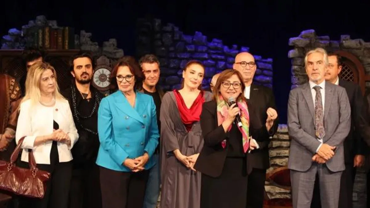 “Gazale – Uzun Gece” Gaziantep’te sahnelendi