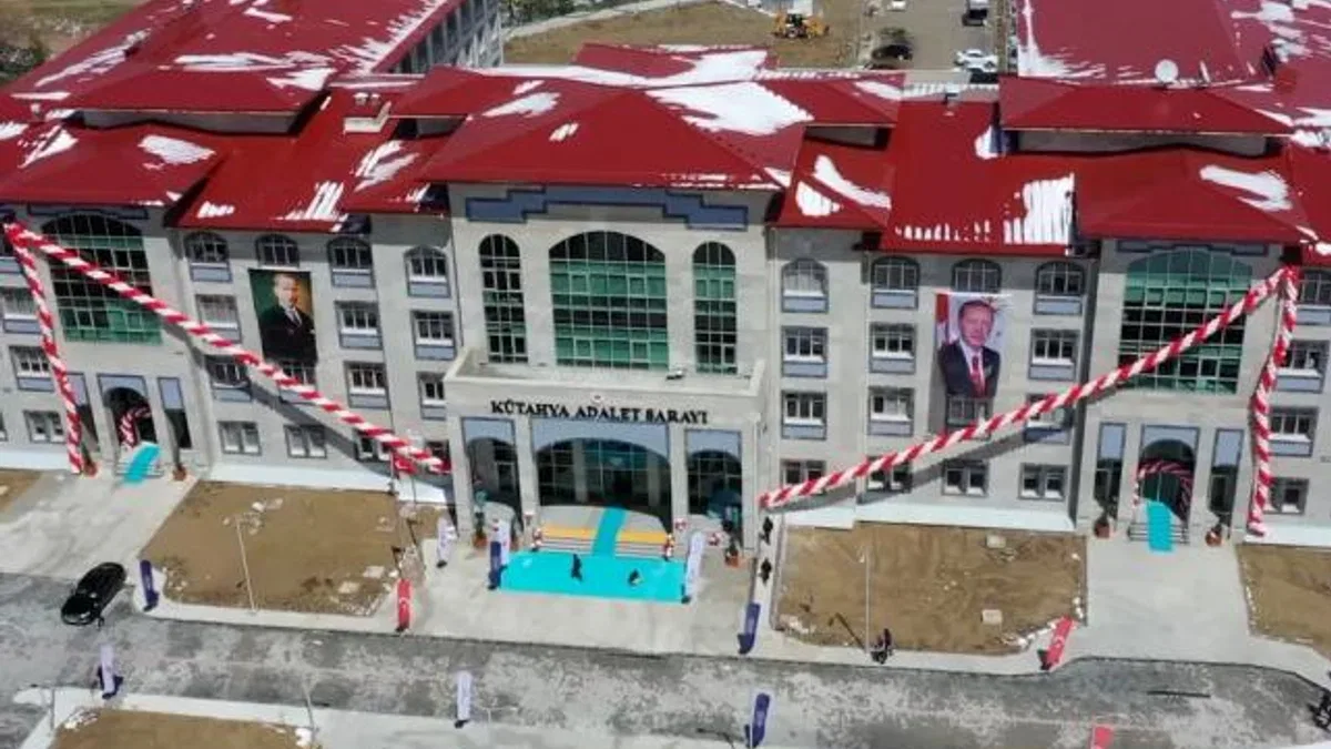 Kütahya’ya modern Adalet Binası… Açılışı Bakan Tunç yaptı