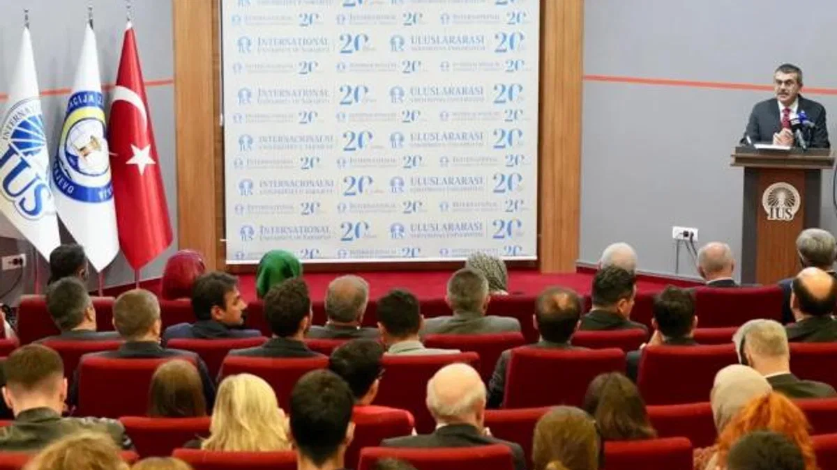 Bakan Tekin Saraybosna’da akademik açılışta
