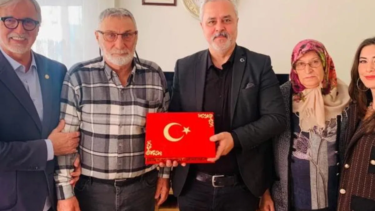 İzmit Derince’de Kıbrıs gazilerine anlamlı ziyaret