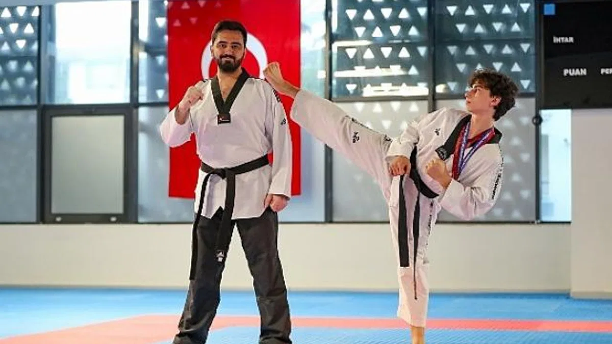AGM Sporcusu Milli Takım Adına Balkan Taekwondo Şampiyonası’nda