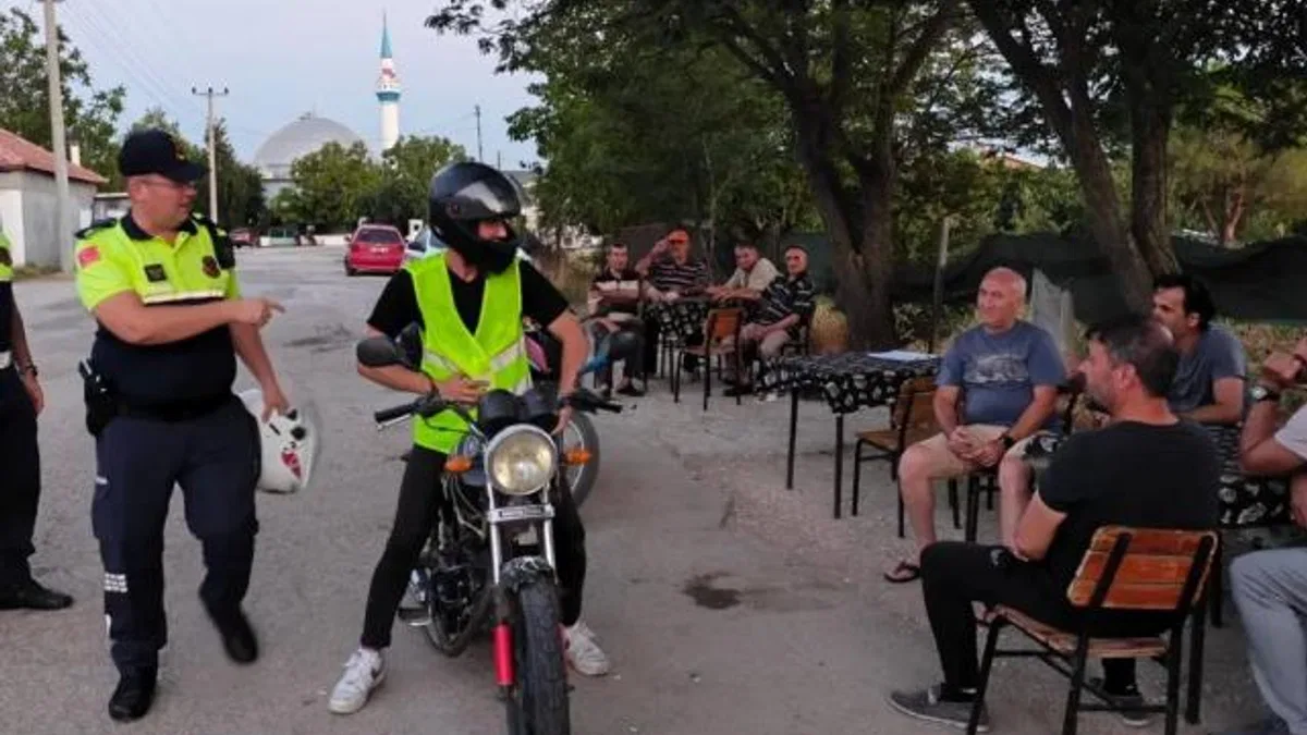 Edirne Keşan’da motosiklet sürücülerine eğitim