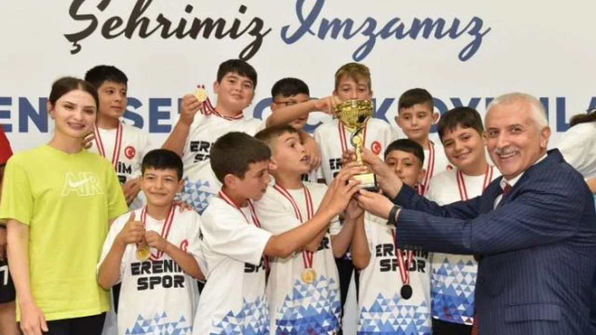 Konya’da çocuk oyunları heyecana sahne oldu