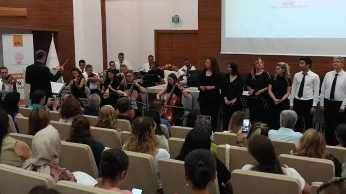 İzmir Öğretmen Akademileri’nde kültür ve sanatla buluşuldu