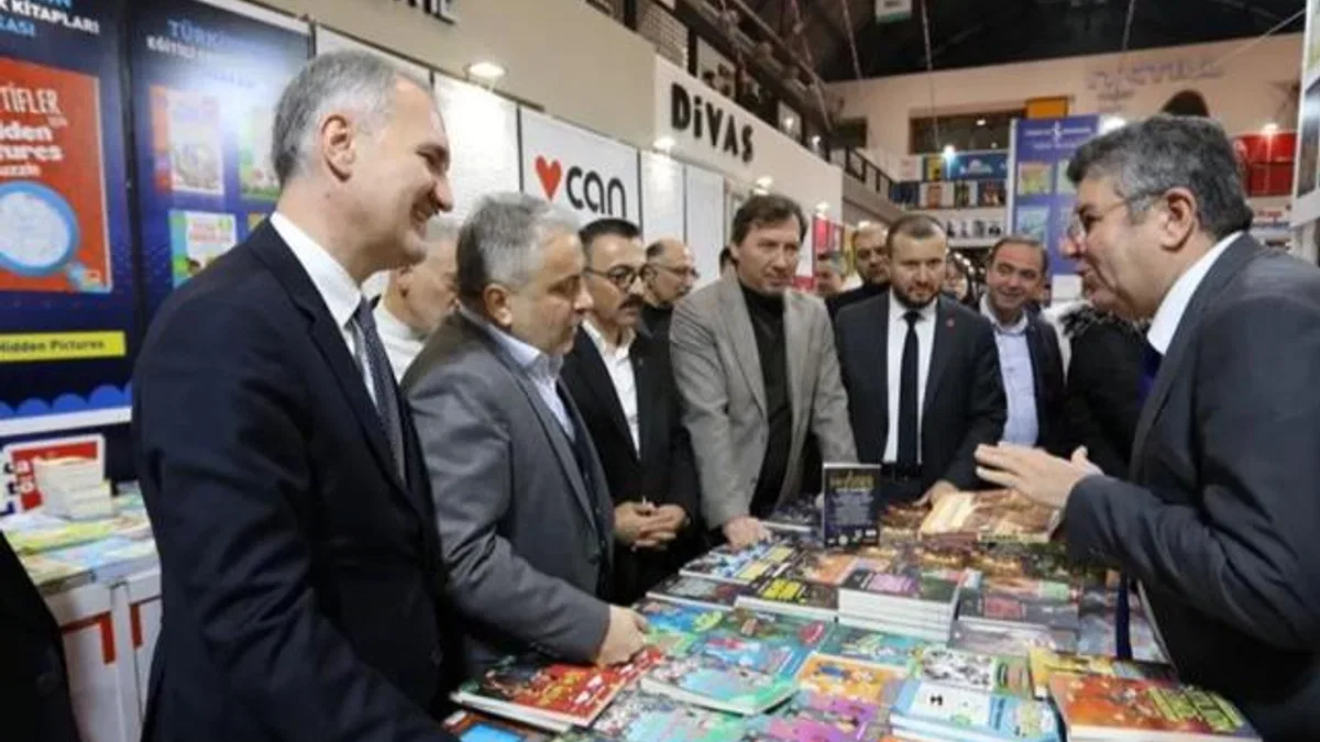 Bursa İnegöl Belediyesi 8. Kitap Fuarı başladı