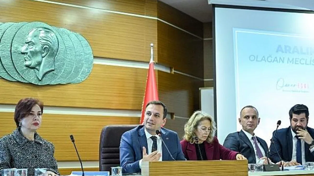 Başkanı Eşki: “Kentimize yakışır bir meydan ve hizmet kompleksi oluşturacağız.”