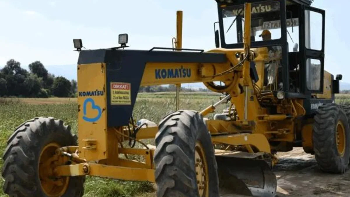 Balıkesir’de tarla ve zeytinlik yollarına Büyükşehir dokunuşu