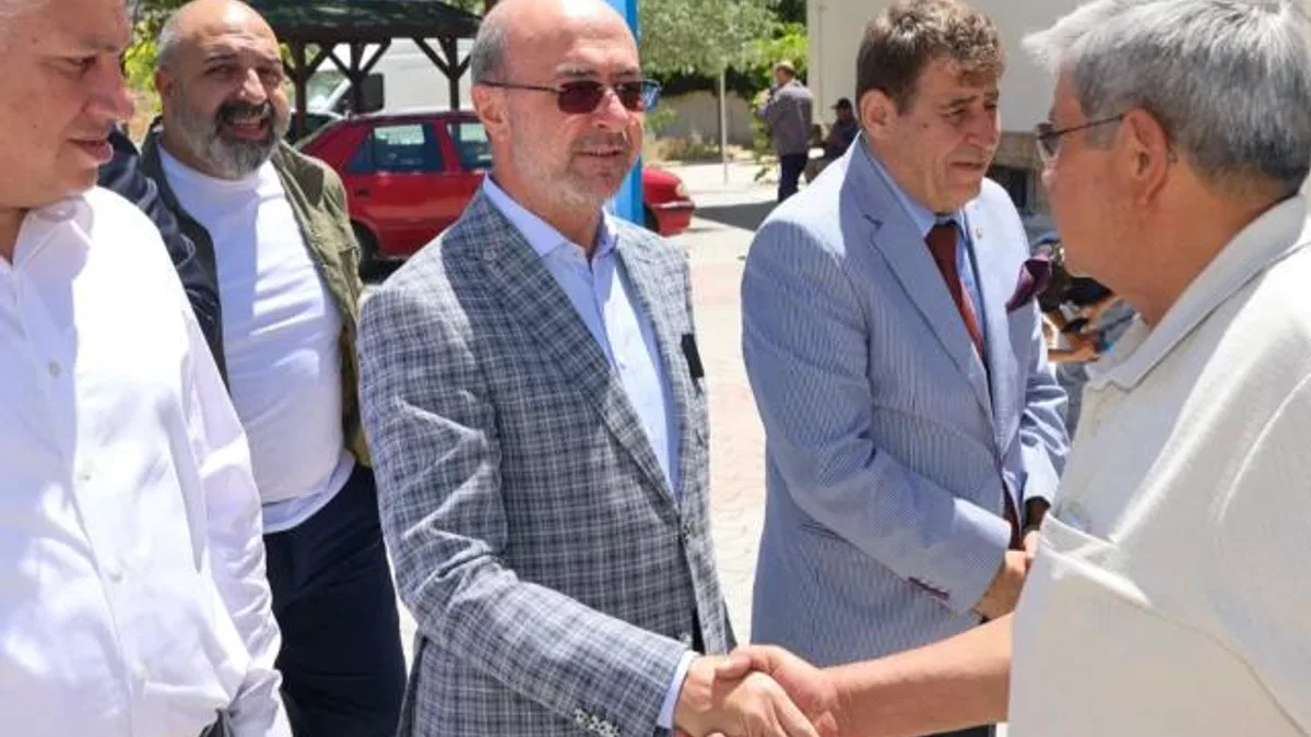 Konya Selçuklu’da Pekyatırmacı mahalle sakinlerini dinledi