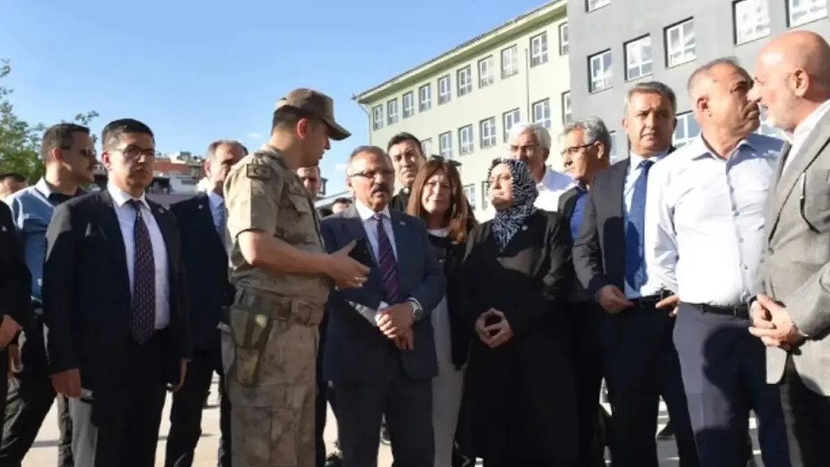 TBMM Komisyonu Siverek’te okul saldırıların nedenlerini araştırıyor