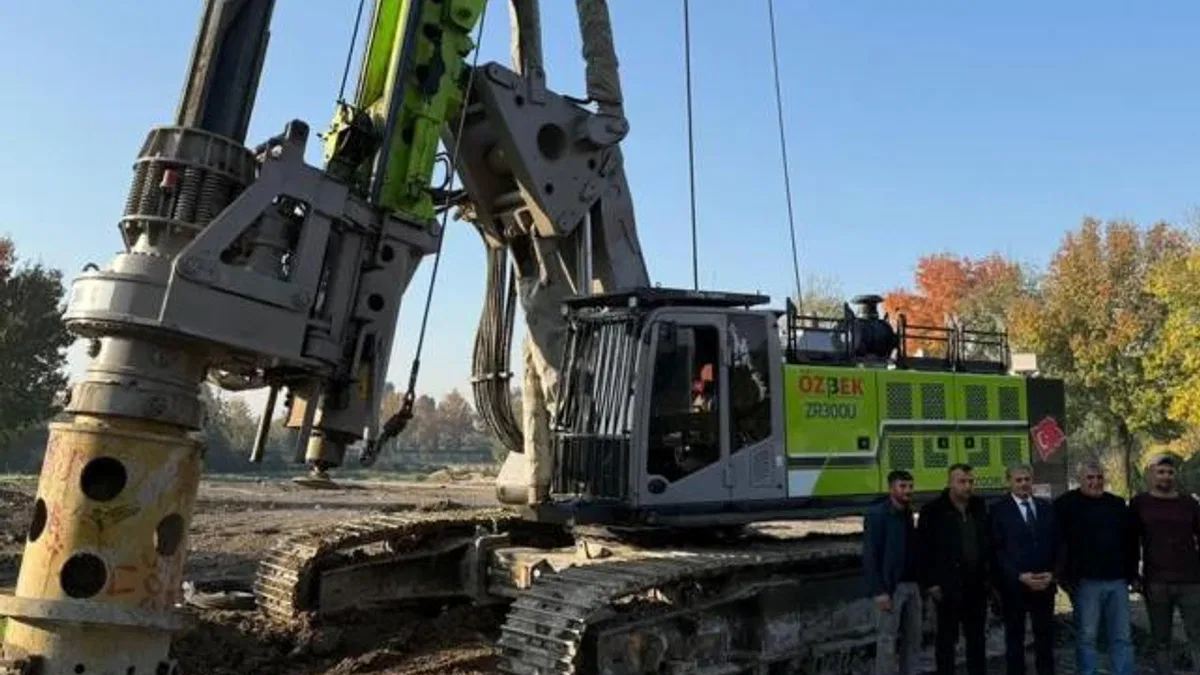 Sakarya’da Şehir Kütüphanesi için ilk kazma vuruldu