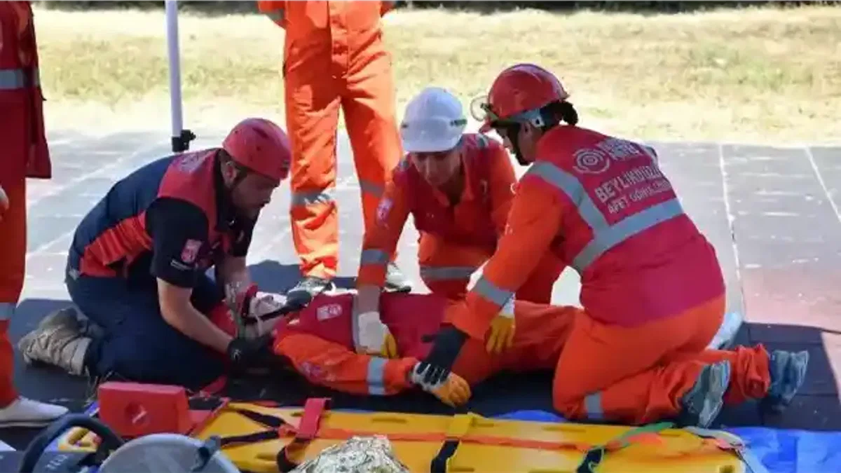 İstanbul Beylikdüzü’nde afet gönüllülerine kapsamlı eğitim