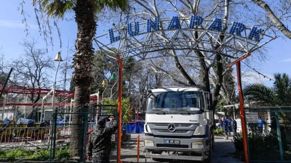 İzmir Lunapark’ta tahliye işlemleri başladı