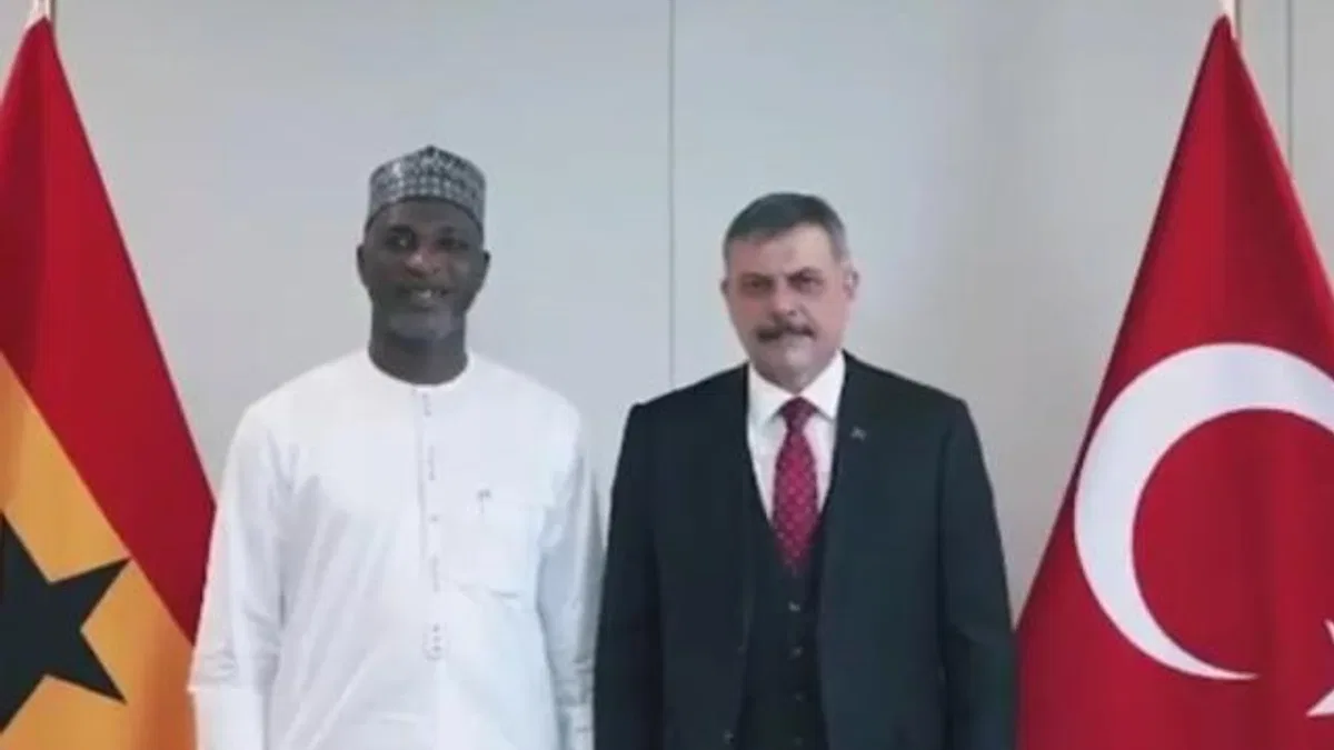 Bakan Çiftçi, Ganalı mevkidaşını ağırladı