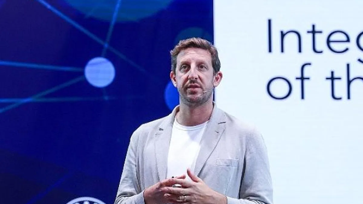 Zack Kass TETZ 2025’te konuştu: “Yapay zekâda insan zihnine eşdeğer bir noktaya her geçen gün daha fazla yaklaşıyoruz”