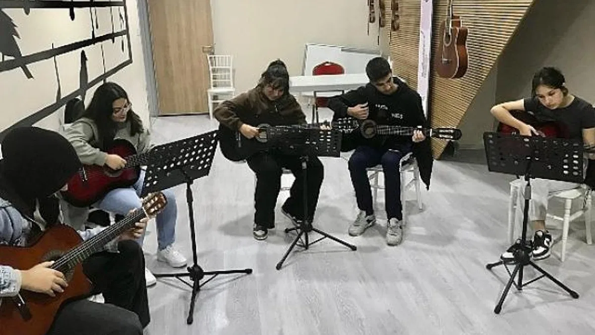 Dilovası’nda Müzik Kursları İlgi Odağı Oldu