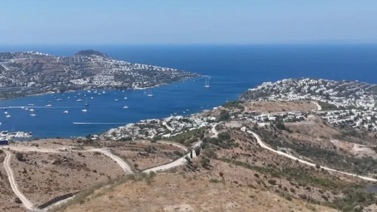 Muğla’da vahşi depolama alanları yeşile dönüşüyor